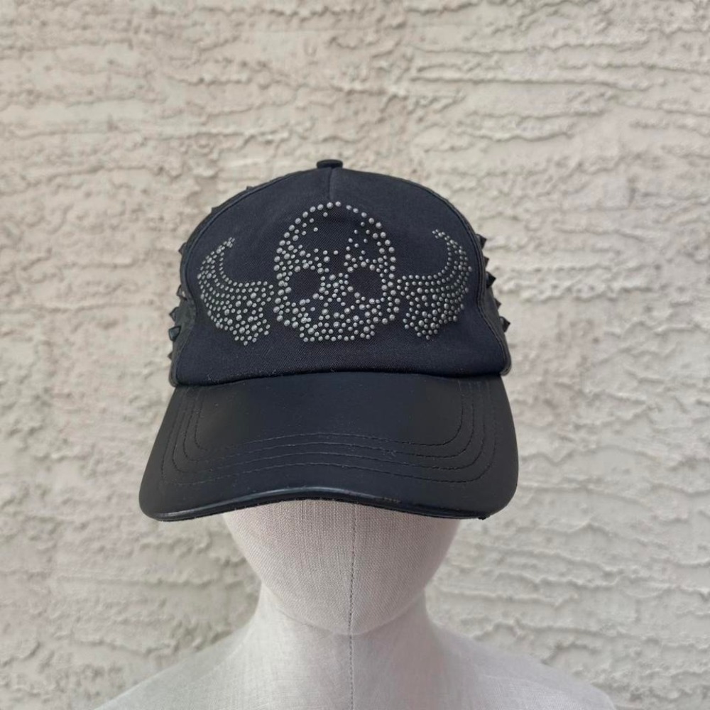 SPIKE SKULL DENIM & LEATHER TRUCKER HAT